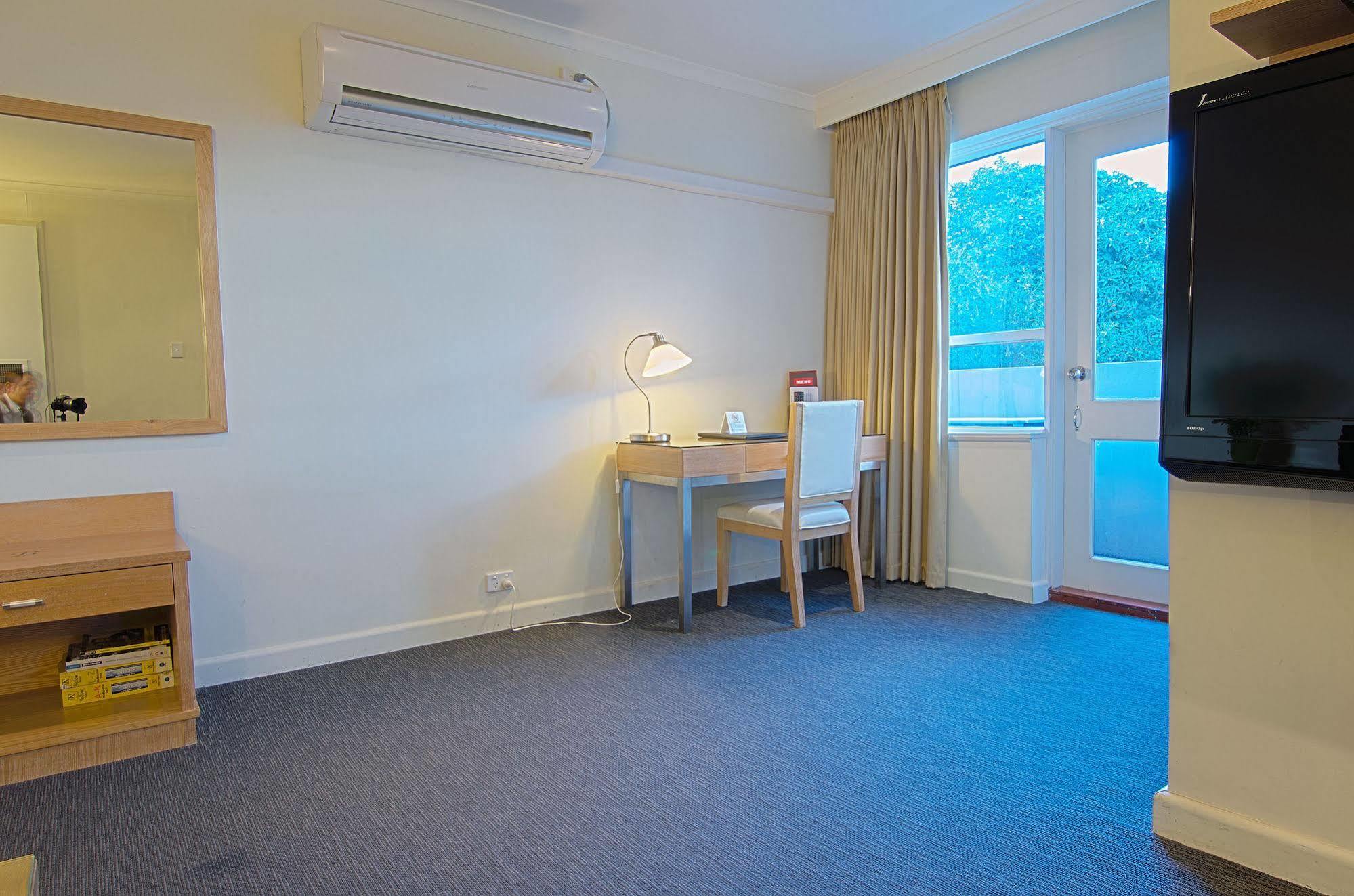 Park Squire Motor Inn & Serviced Apartments Melbourne Eksteriør bilde