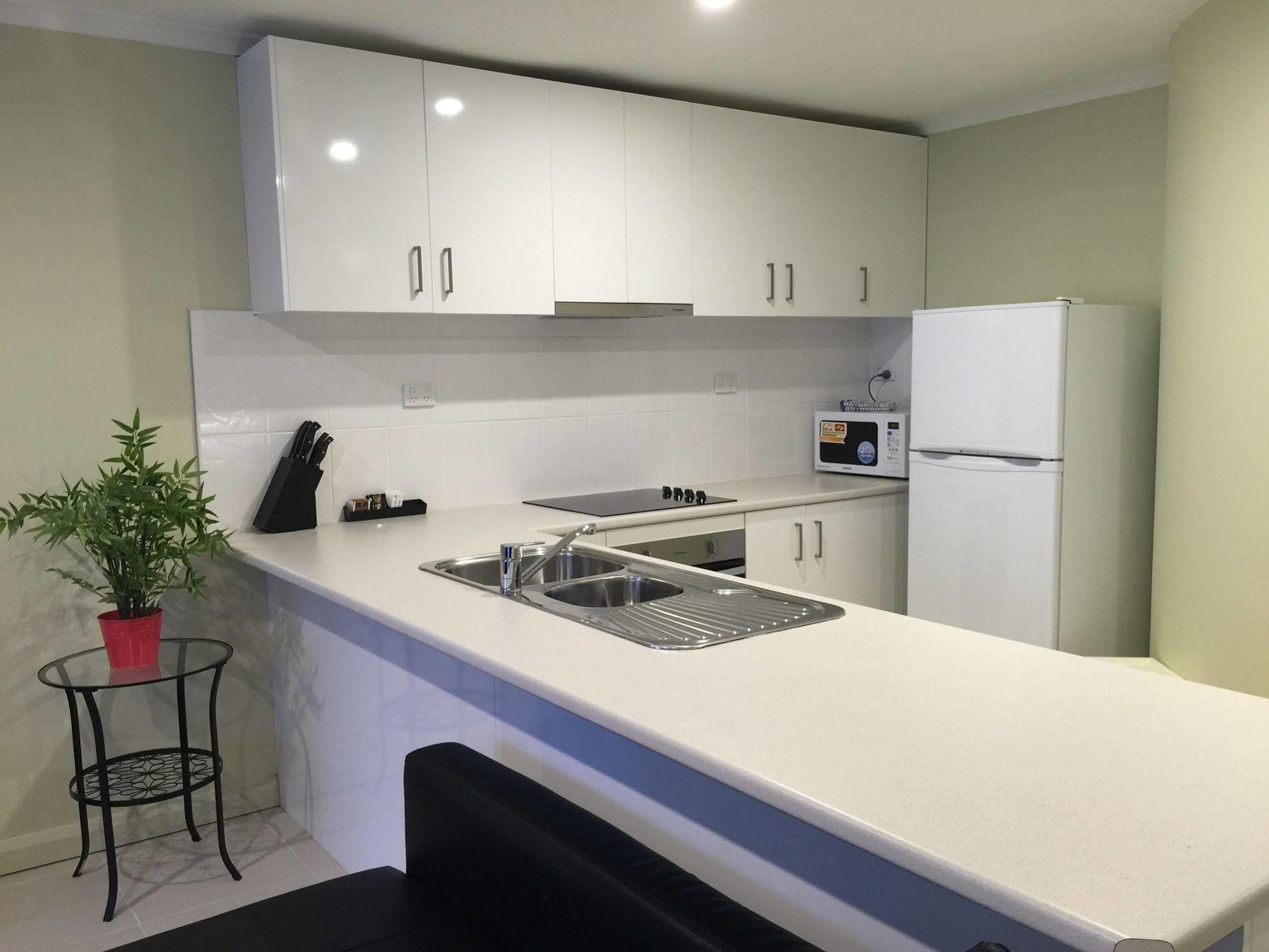 Park Squire Motor Inn & Serviced Apartments Melbourne Eksteriør bilde